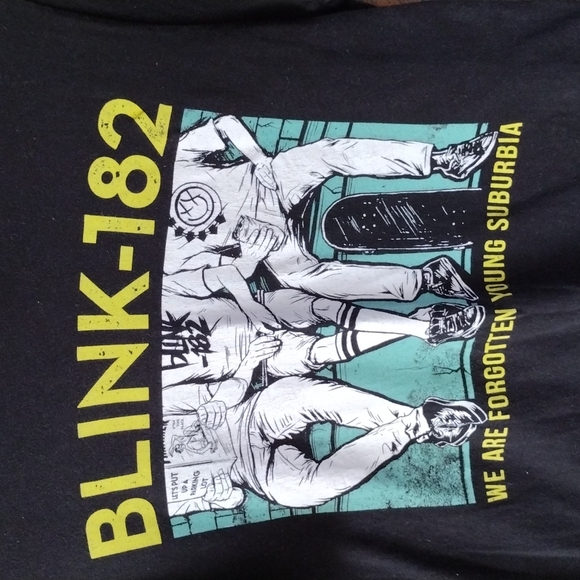 Men's SZ S BLINK 182 TEE AWESOME!!! - Picture 2 of 3